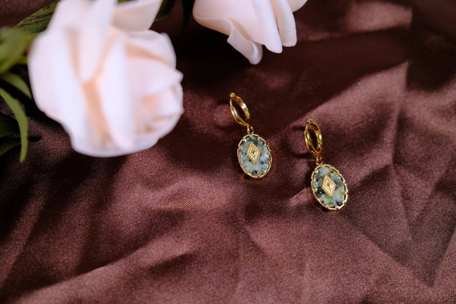 〔綠松森林〕綠松石鈦鋼耳環