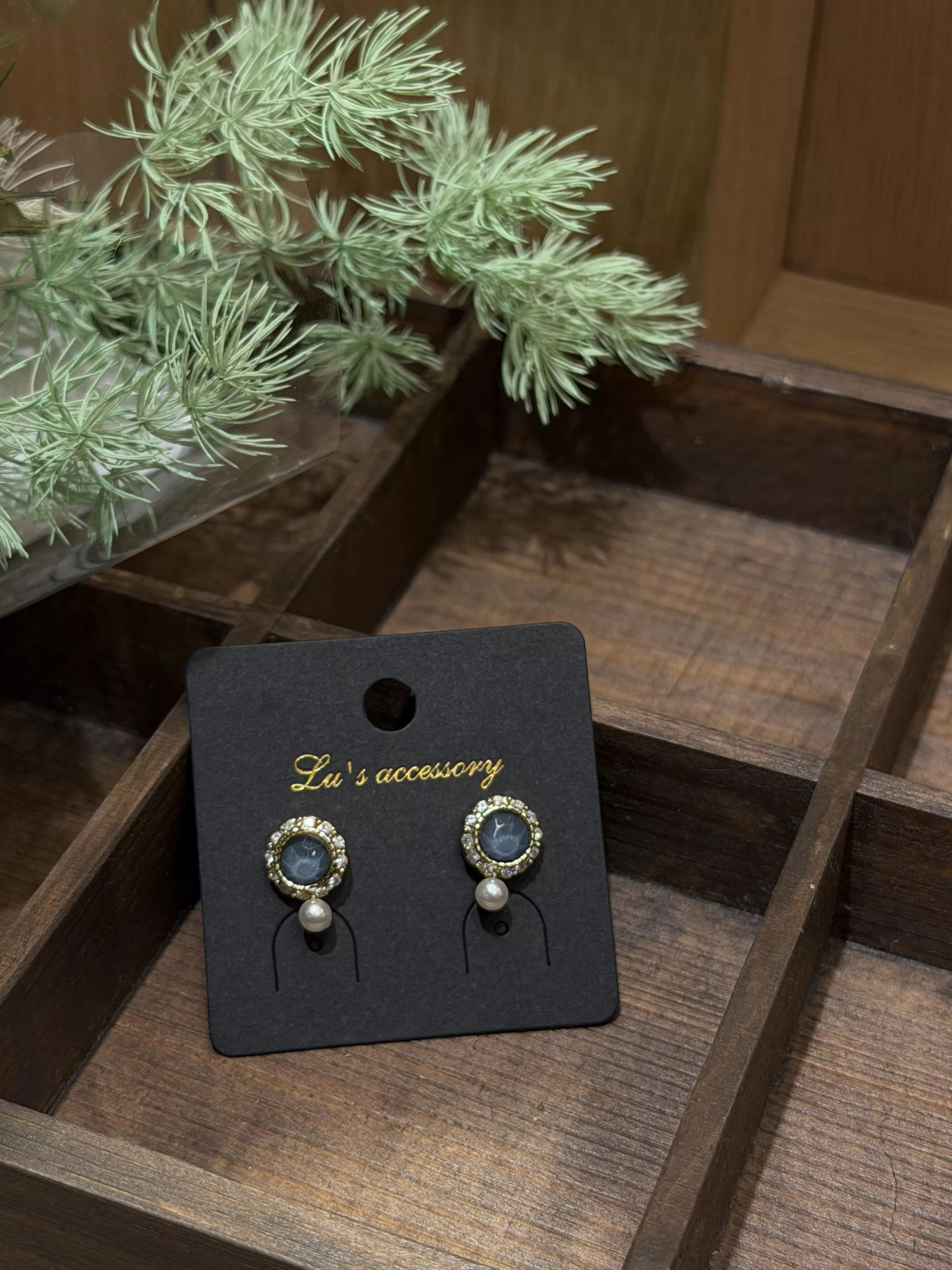 [貴族藍血真珠]貼耳小耳環