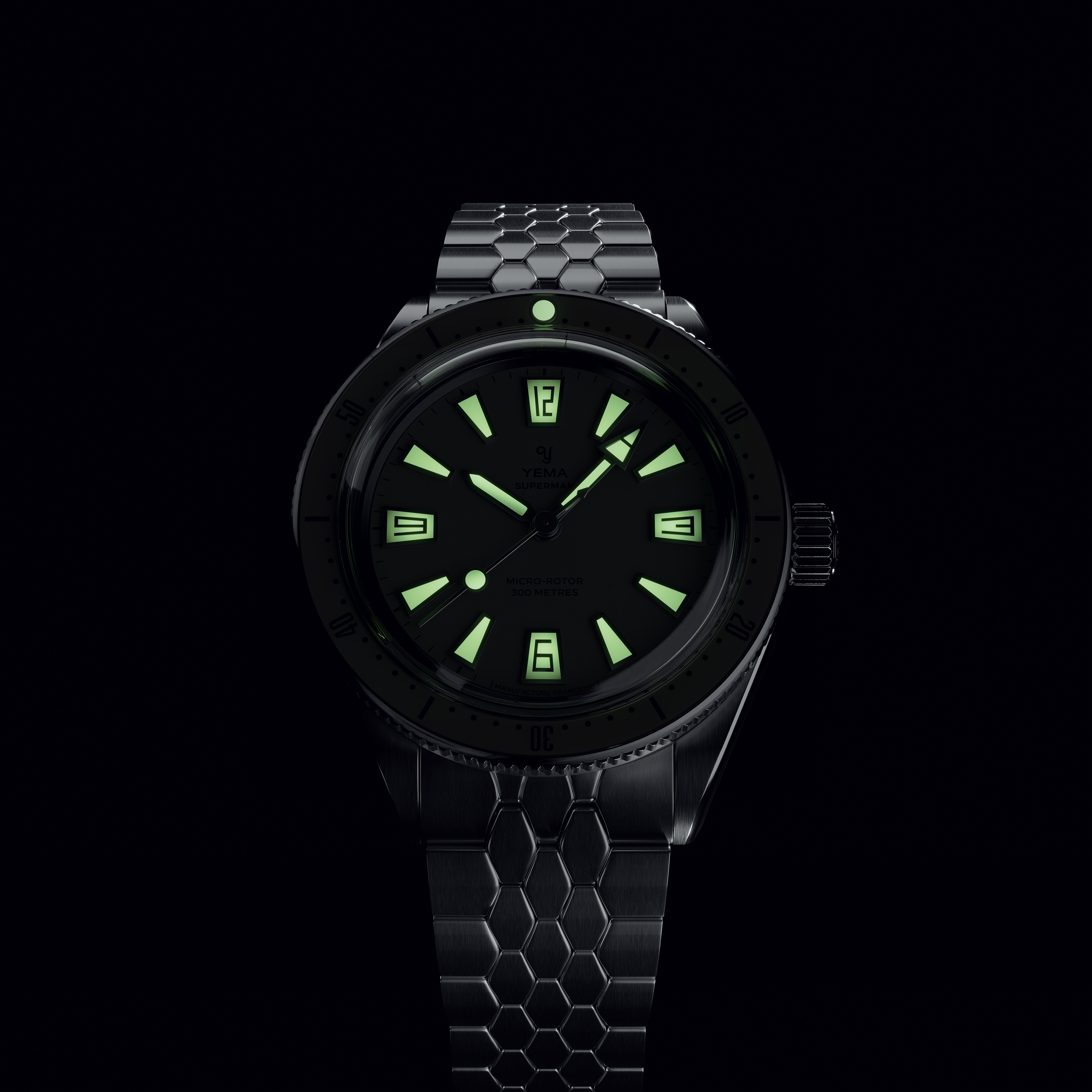 自製機芯Skin Diver CMM.20 大地褐