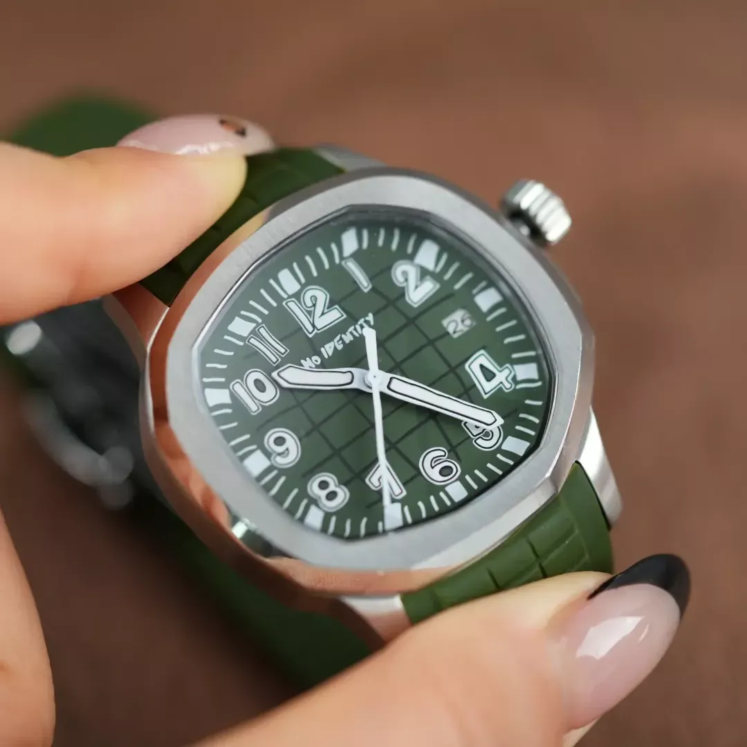 金鸚手雷-牛油果綠