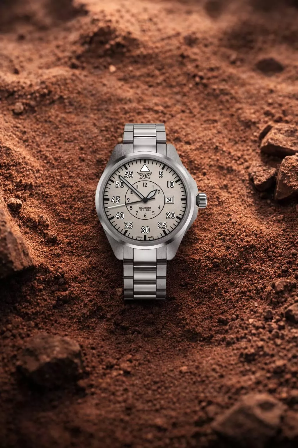 AIRACOBRA P43 飛行風格機械腕錶