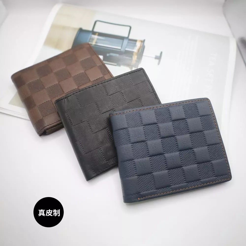 <真皮>經典立體棋盤格紋雙折短夾 男夾