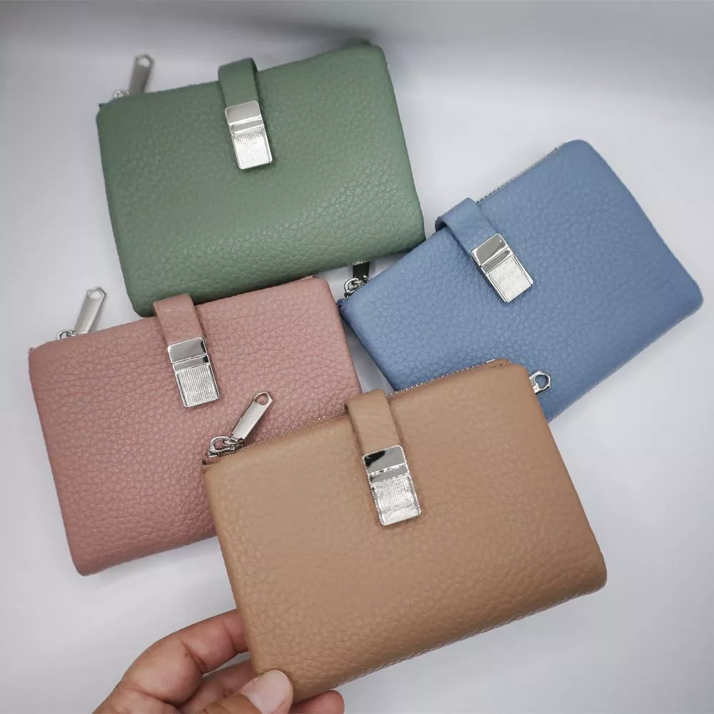 超柔軟磁吸式方豆腐對折短夾 H33372