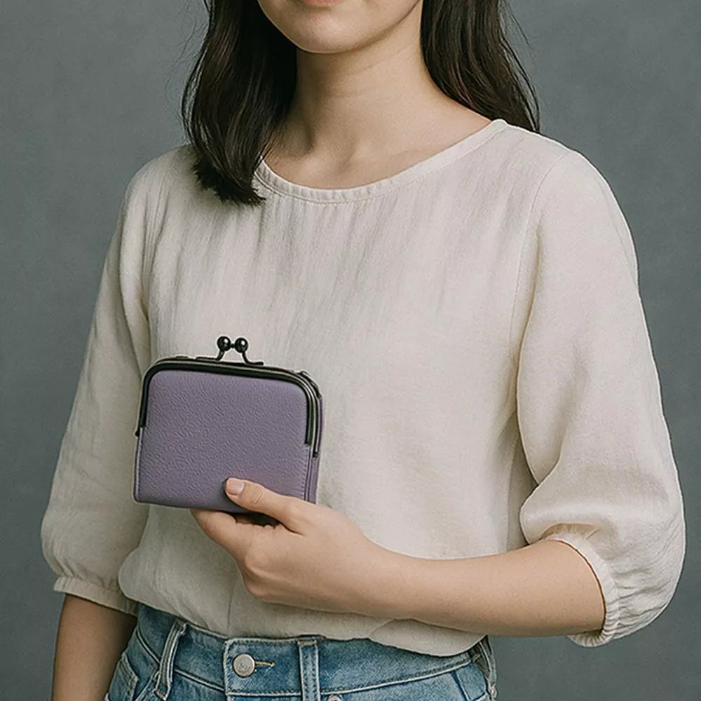 柔軟皮革對折口金中夾  隱形磁扣  女生錢包 對折短夾  現貨 皮夾  H100065