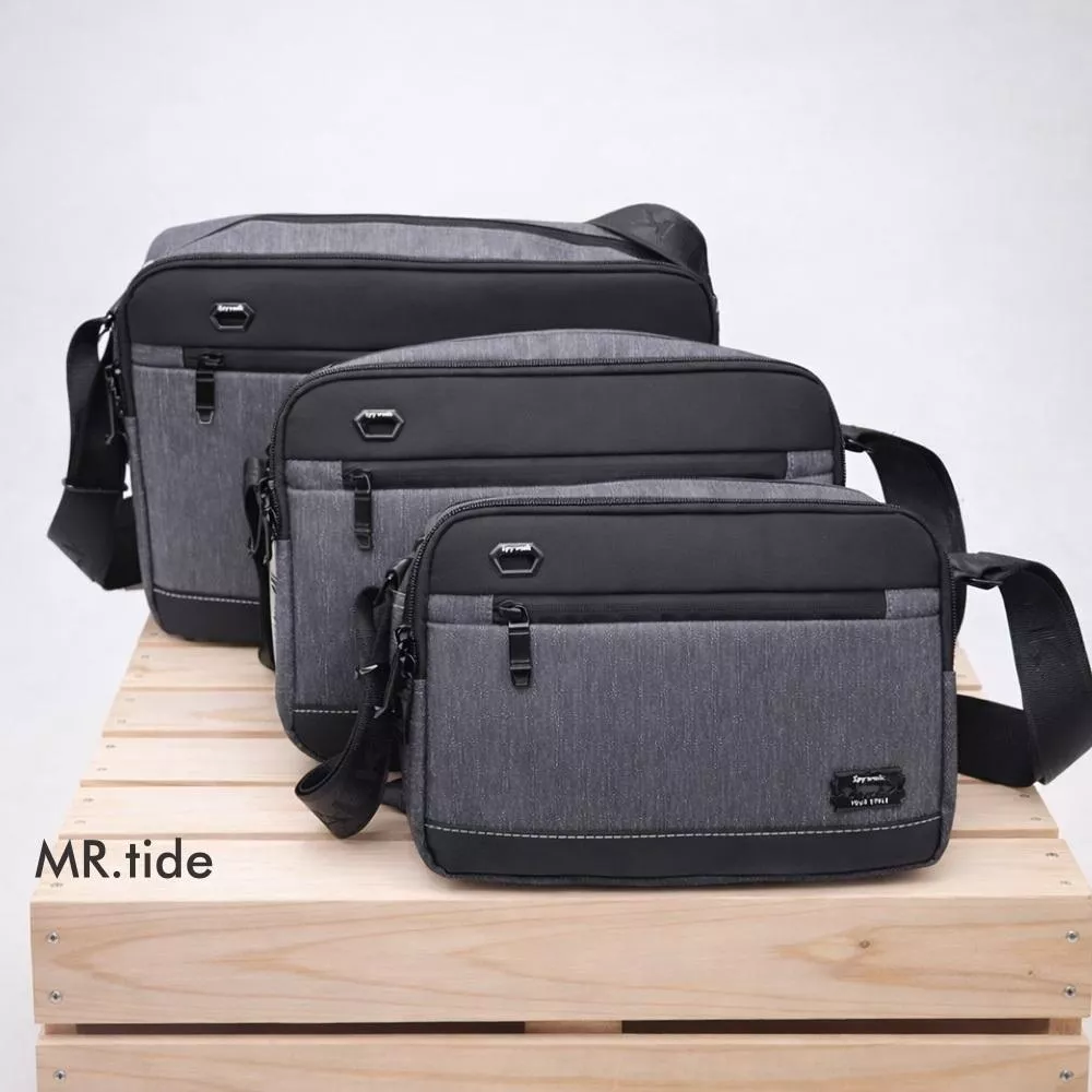 SPYWALK 防潑水膠皮側背三種尺寸 多格層多拉鍊  男用側背包 斜背包 9379-9248-9241