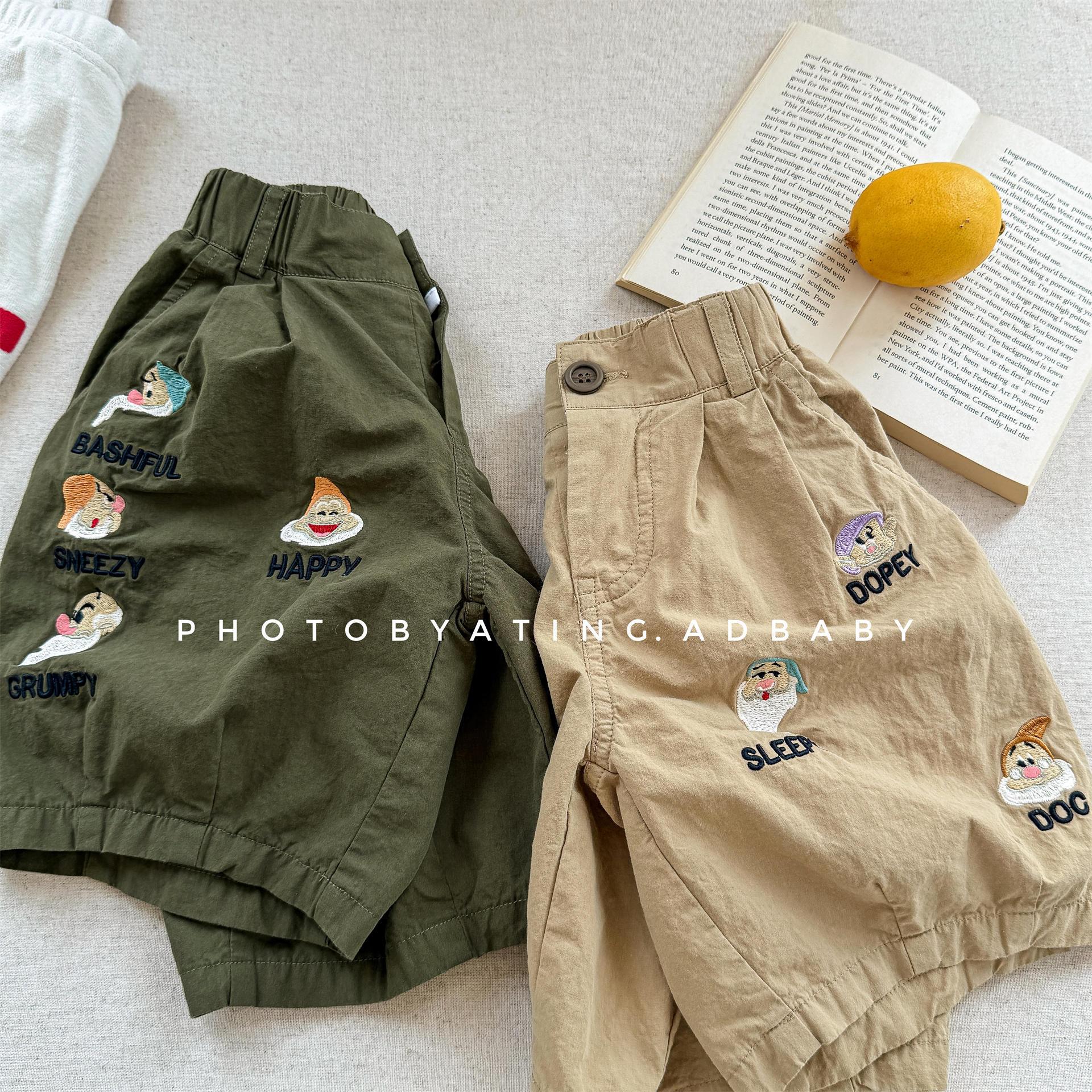韓系小矮人刺繡水洗棉五分褲