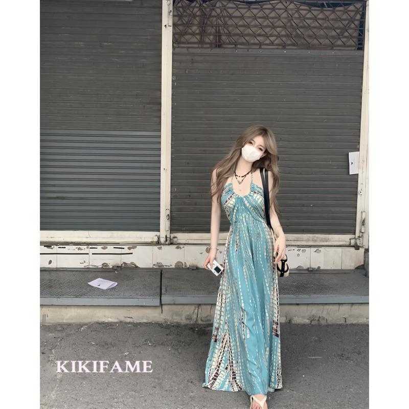 KIKIFAME🤍絕美波希米亞風印花掛脖長洋裝 掛脖洋裝 A字洋裝 渡假洋裝 無袖洋裝 連身裙 露背洋裝 長裙 綠色洋裝