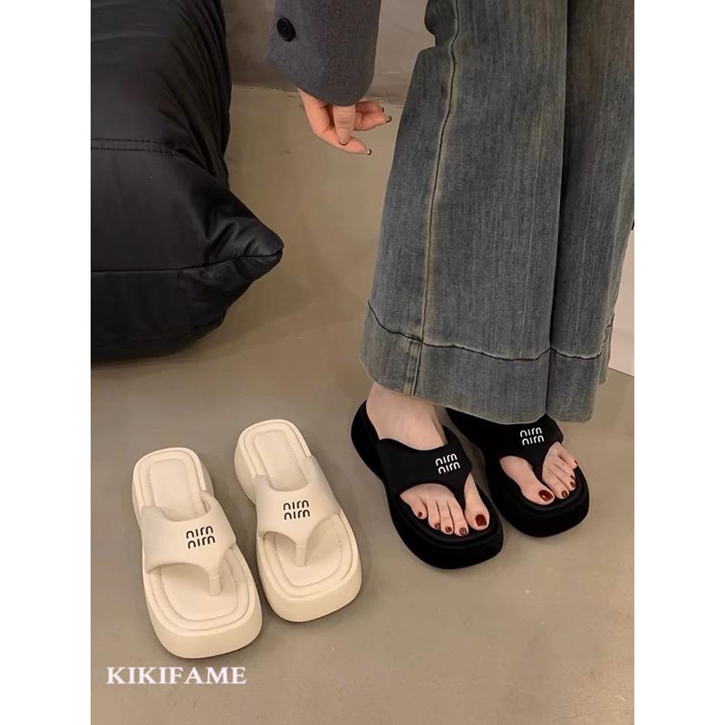 KIKIFAME🖤兩色 INS高級感字母厚底人字夾腳拖 人字拖 涼拖鞋 涼鞋 厚底鞋 沙灘鞋 露趾鞋 字母鞋 增高鞋