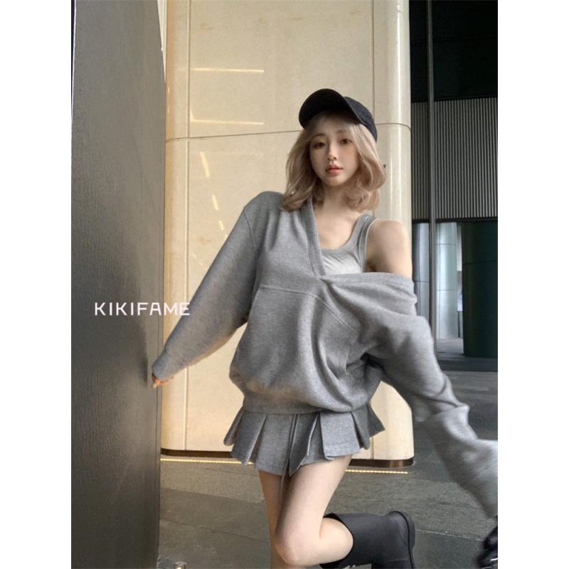 KIKIFAME🐰韓妞慵懶系·兩色 寬鬆連帽長袖衛衣 吊帶背心 百褶裙 休閒套裝 連帽上衣 帽T 百褶短裙 t恤 三件套