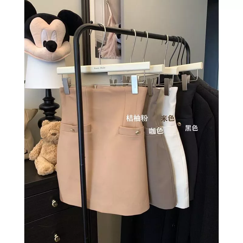 KIKIFAME🤍四色 歐膩款!質感百搭高腰包臀短裙 包臀裙 高腰短裙 百搭短裙 西裝短裙 顯瘦 半身裙 合身 素色短裙