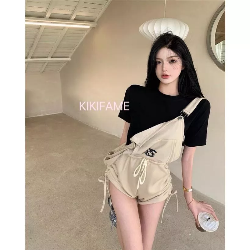 🤎美 奶茶色印花抽繩背帶褲 連身褲 休閒褲 背帶連身褲 吊帶褲 吊帶連身褲 連身短褲 吊帶短褲 KIKIFAME