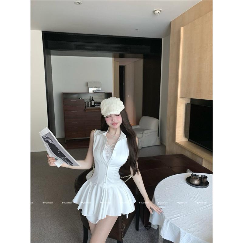 【KIKIFAME】🤍純欲小姐姐翻領收腰百褶洋裝 無袖洋裝 白色洋裝 polo領洋裝 學院風 A字洋裝 連身裙 排扣洋裝