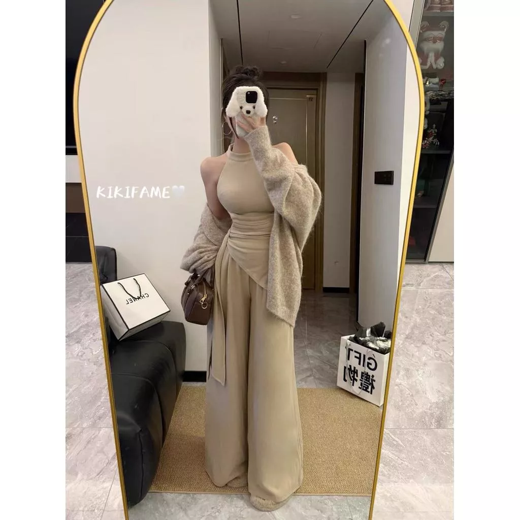 【𝐊𝐈𝐊𝐈𝐅𝐀𝐌𝐄】🧸𝗰𝗵𝗶𝗰 𝗱𝗮𝘆.③色 慵懶不規則掛脖綁帶背心+長褲 毛衣外套 掛脖上衣 掛脖背心 休閒褲 三件套