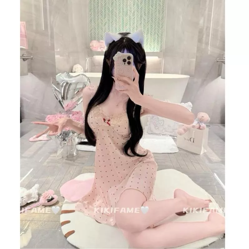 【𝐊𝐈𝐊𝐈𝐅𝐀𝐌𝐄】𝙆𝙞𝙨𝙨👼🏻愛心波波💕～純欲蕾絲水鑽愛心波點睡裙 冰絲睡裙 圓點睡裙 蝴蝶結睡裙 蕾絲睡裙 性感睡裙
