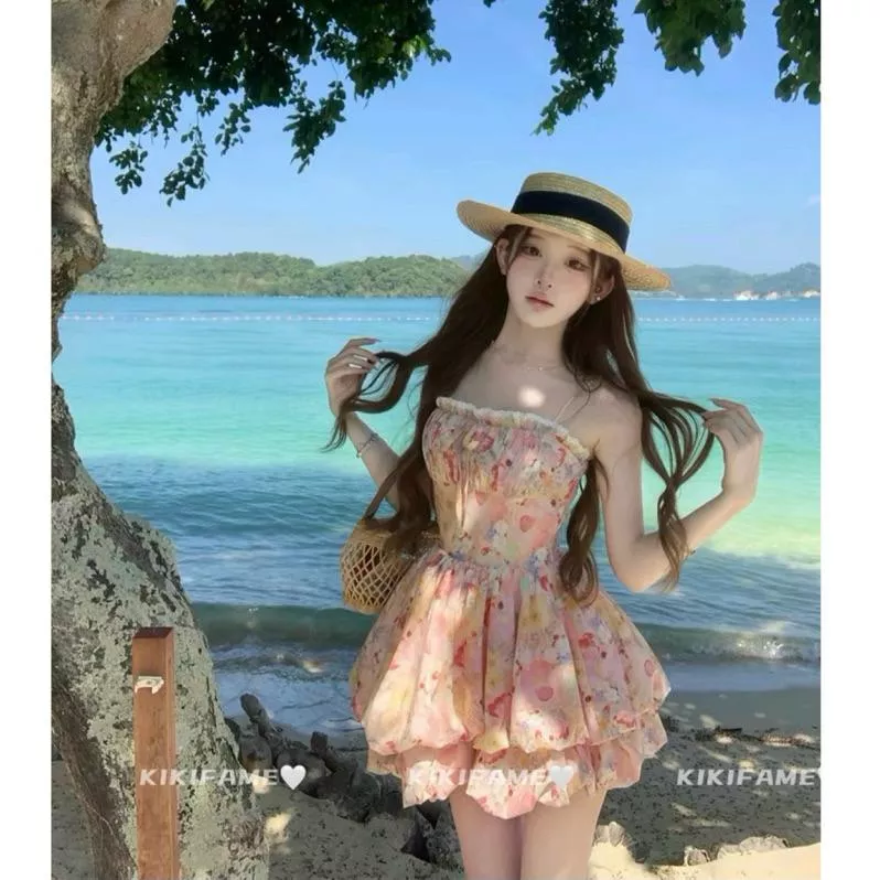 【𝐊𝐈𝐊𝐈𝐅𝐀𝐌𝐄】𝐷𝑟𝑒𝑎𝑚.繁花日光里🌷💗✨仙美浪漫油畫暈染繫帶花苞洋裝 蓬蓬洋裝 印花洋裝 碎花洋裝 渡假洋裝