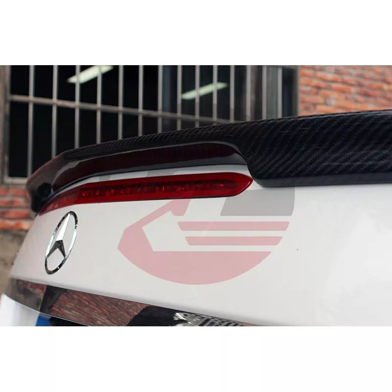 BENZ C207 E-Class Coupe 碳纖維AMG款尾翼(外銷熱賣商品) BENZ C207 E-Class Coupe 碳纖維AMG款尾翼(外銷熱賣商品)