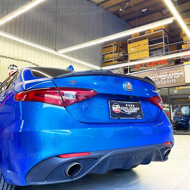 KP擎利國際 Alfa Romeo Giulia 愛快羅密歐 碳纖維 尾翼 鴨尾 歡迎聊聊 KP擎利國際 Alfa Romeo Giulia 愛快羅密歐 碳纖維 尾翼 鴨尾 歡迎聊聊