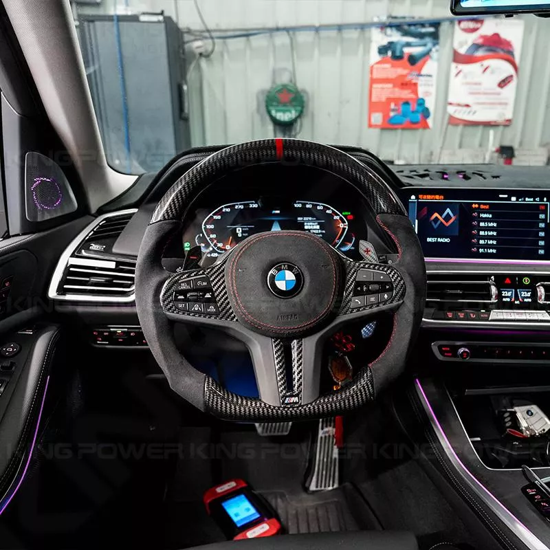 KP擎利國際 BMW G世代 碳纖維 方向盤 左右麂皮 紅縫綫 紅定位圈 丁字褲