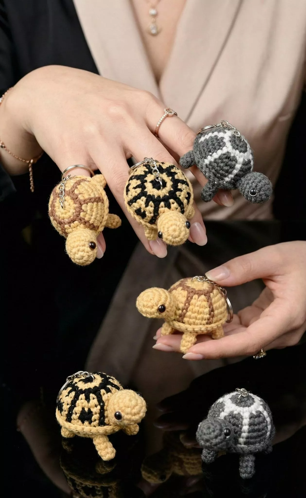 家有家龜 全市場獨家 針織抬頭龜 亞達伯拉象龜  蘇卡達 針織小物 亞達 鑰匙圈