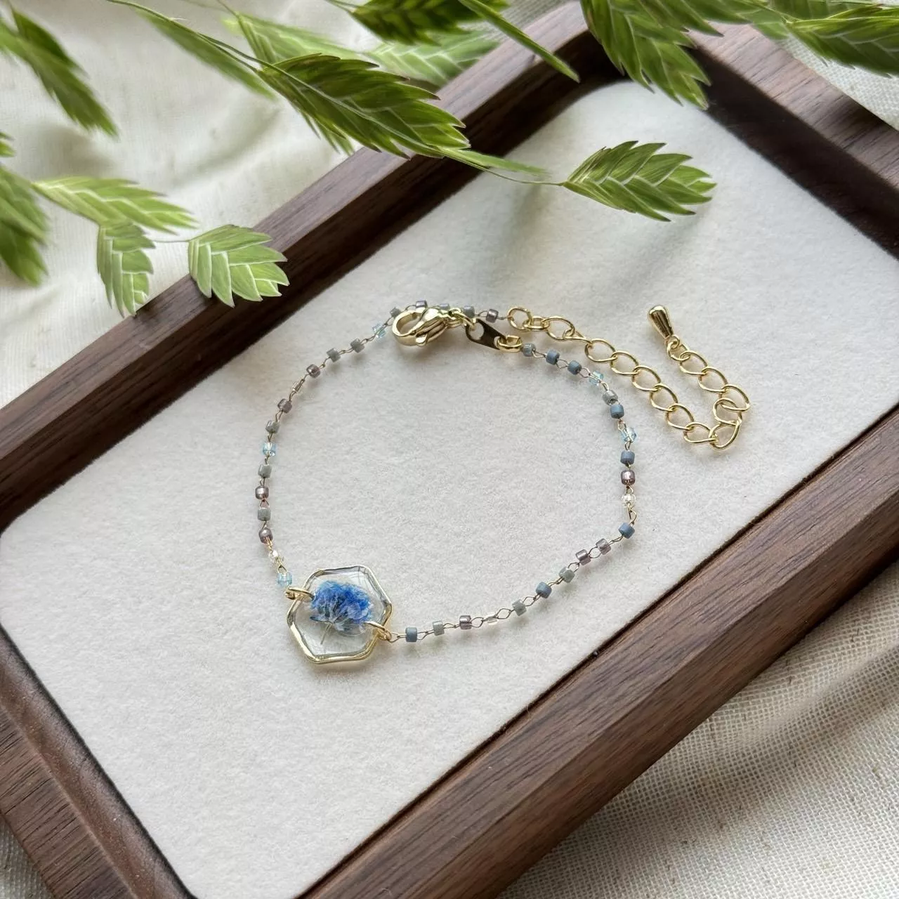 aLyrae手作飾品 | 手鍊系列  日本鍊條 鍍14K金 綠葉 滿天星