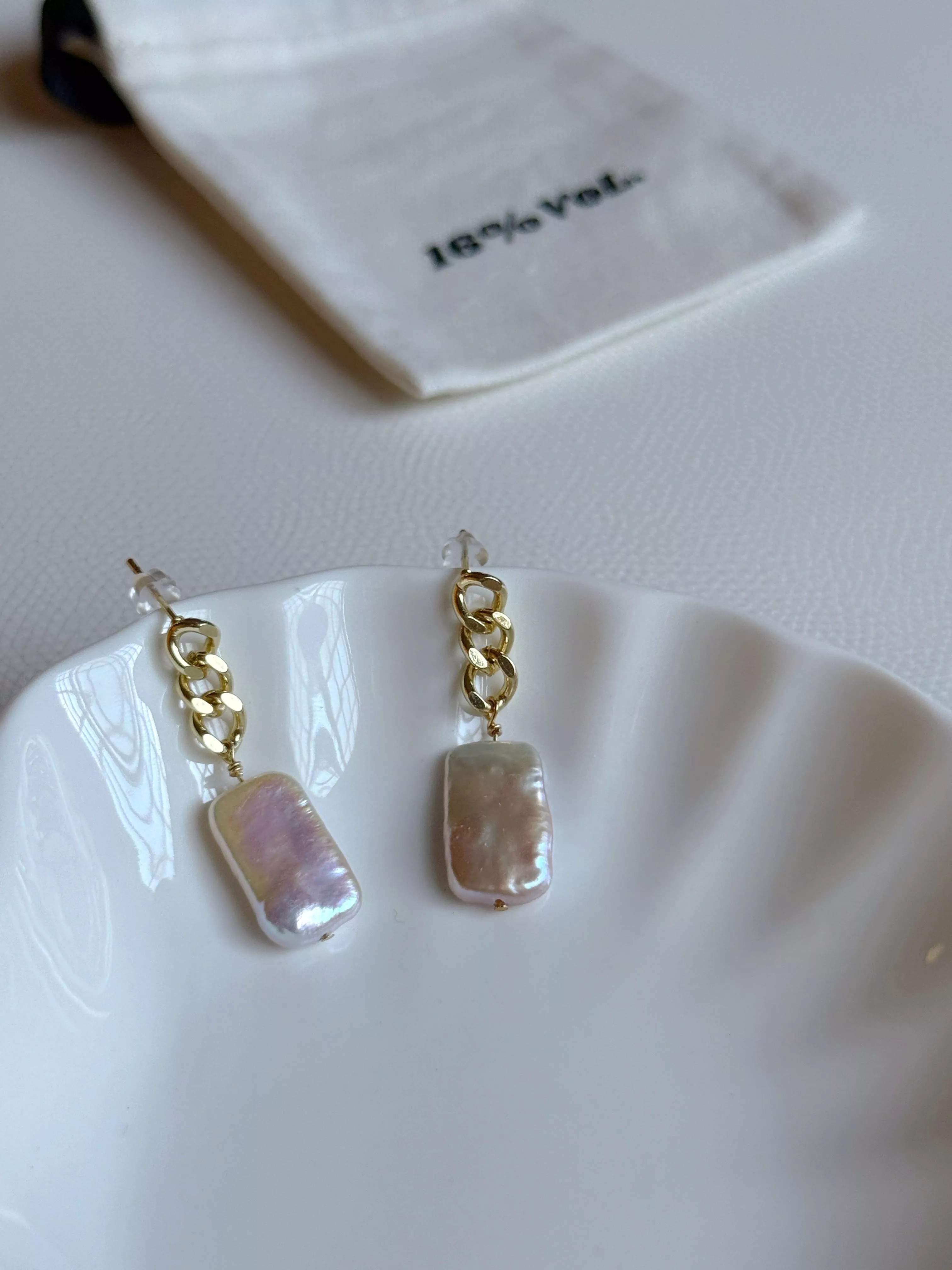 流光界線・方形巴洛克珍珠耳環