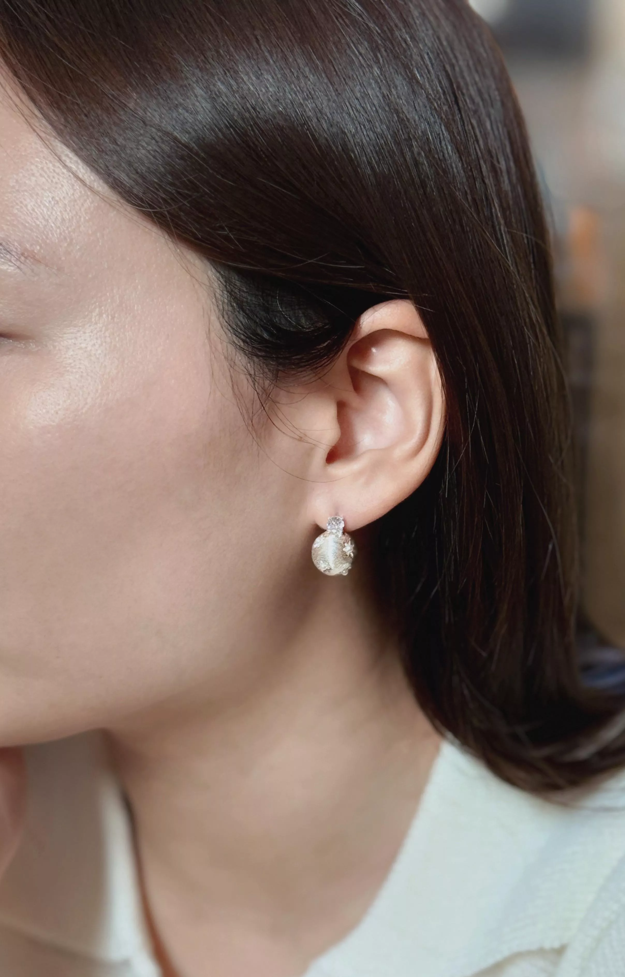 ｜冬日雪光・聖誕球純銀耳環｜