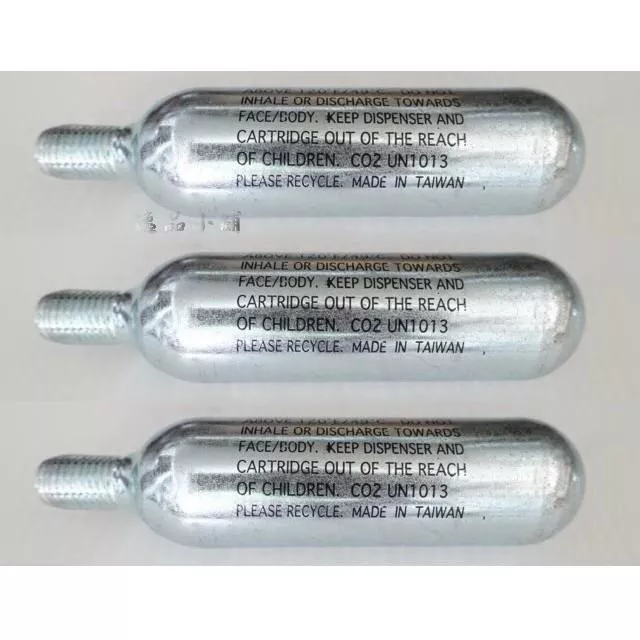 【逸品汽車百貨】《3入裝》CO2有牙氣瓶 16G 鋼瓶 拋棄式 可搭配補胎包使用 補胎包氣瓶 補胎工具 CO2打氣瓶