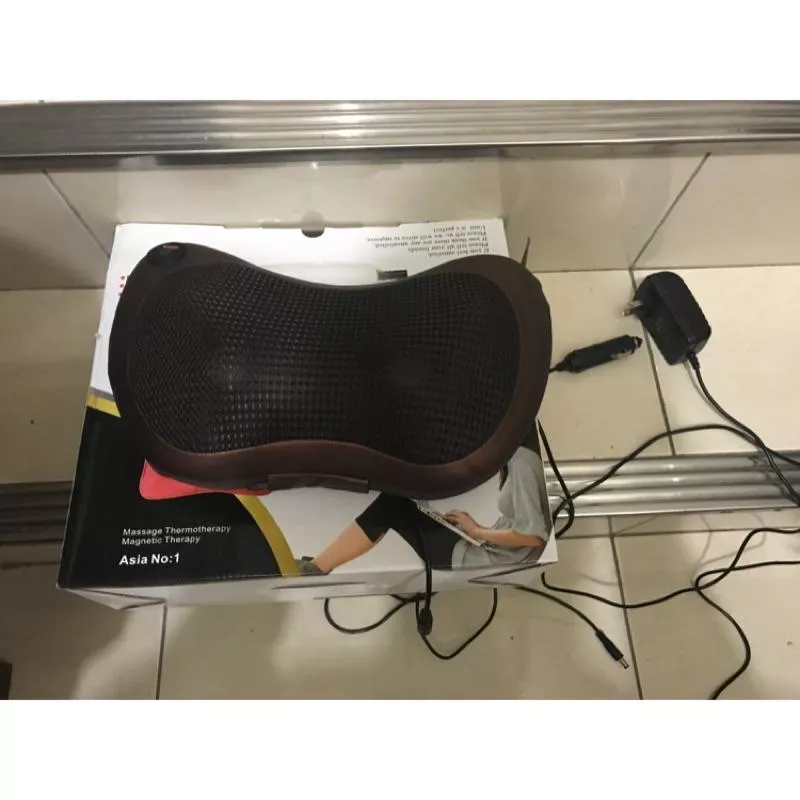 中古良品 汽車按摩頭枕