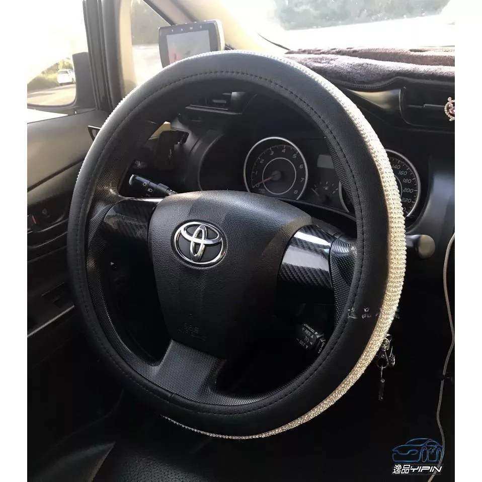 【逸品汽車百貨】閃鑽方向盤套 鑲鑽方向盤套 滿鑽 車用方向盤皮套 鑽石 水鑽 37~38CM VIP JP DAD