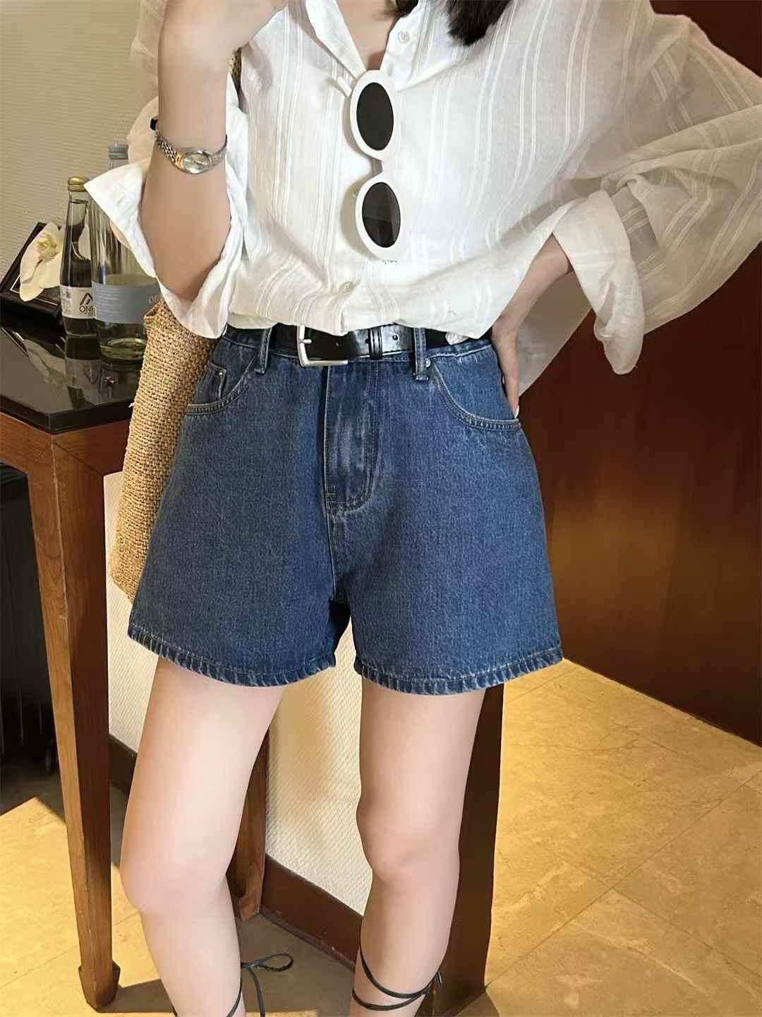 附皮帶牛仔短褲