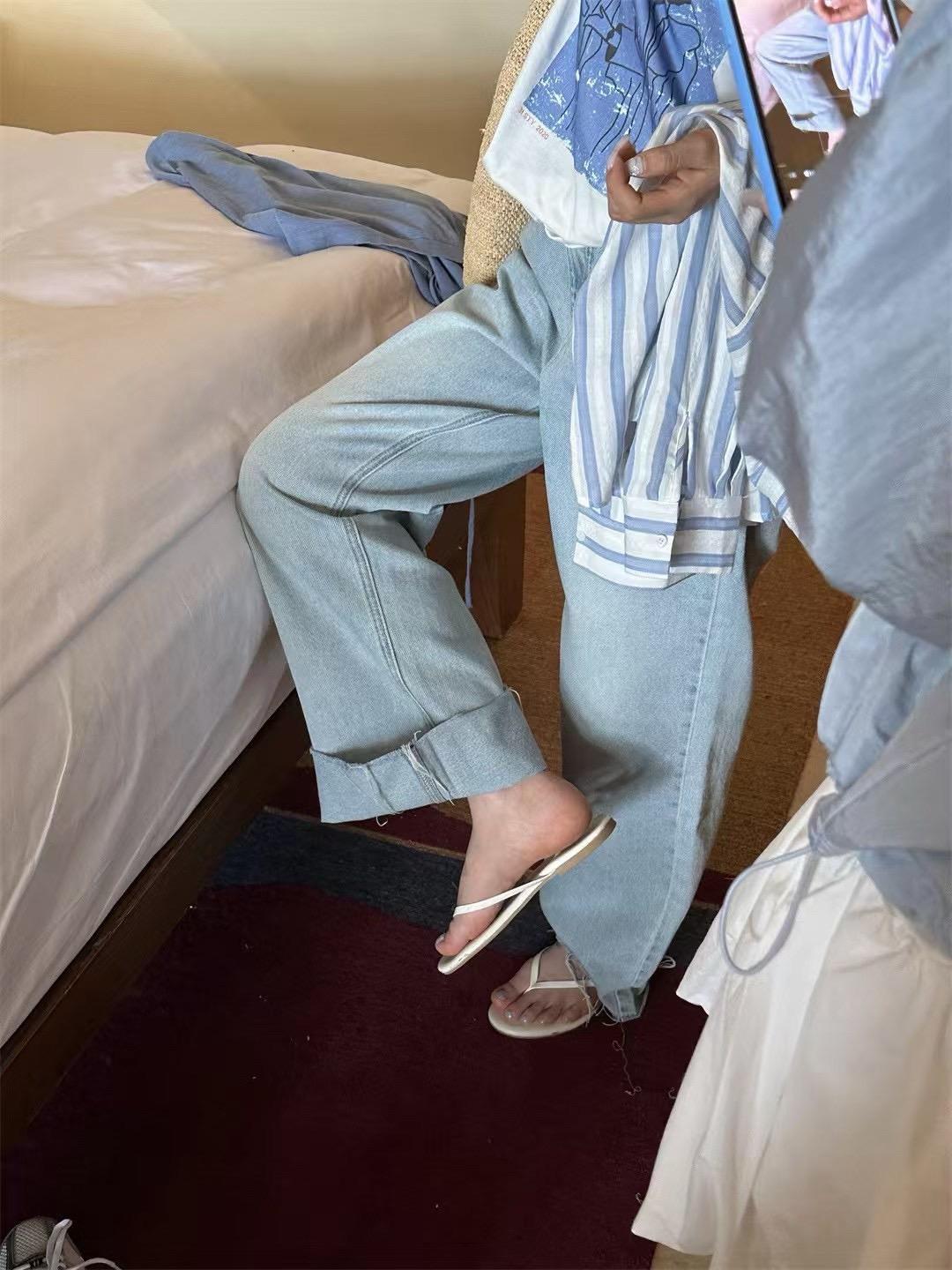 毛邊闊腿牛仔褲