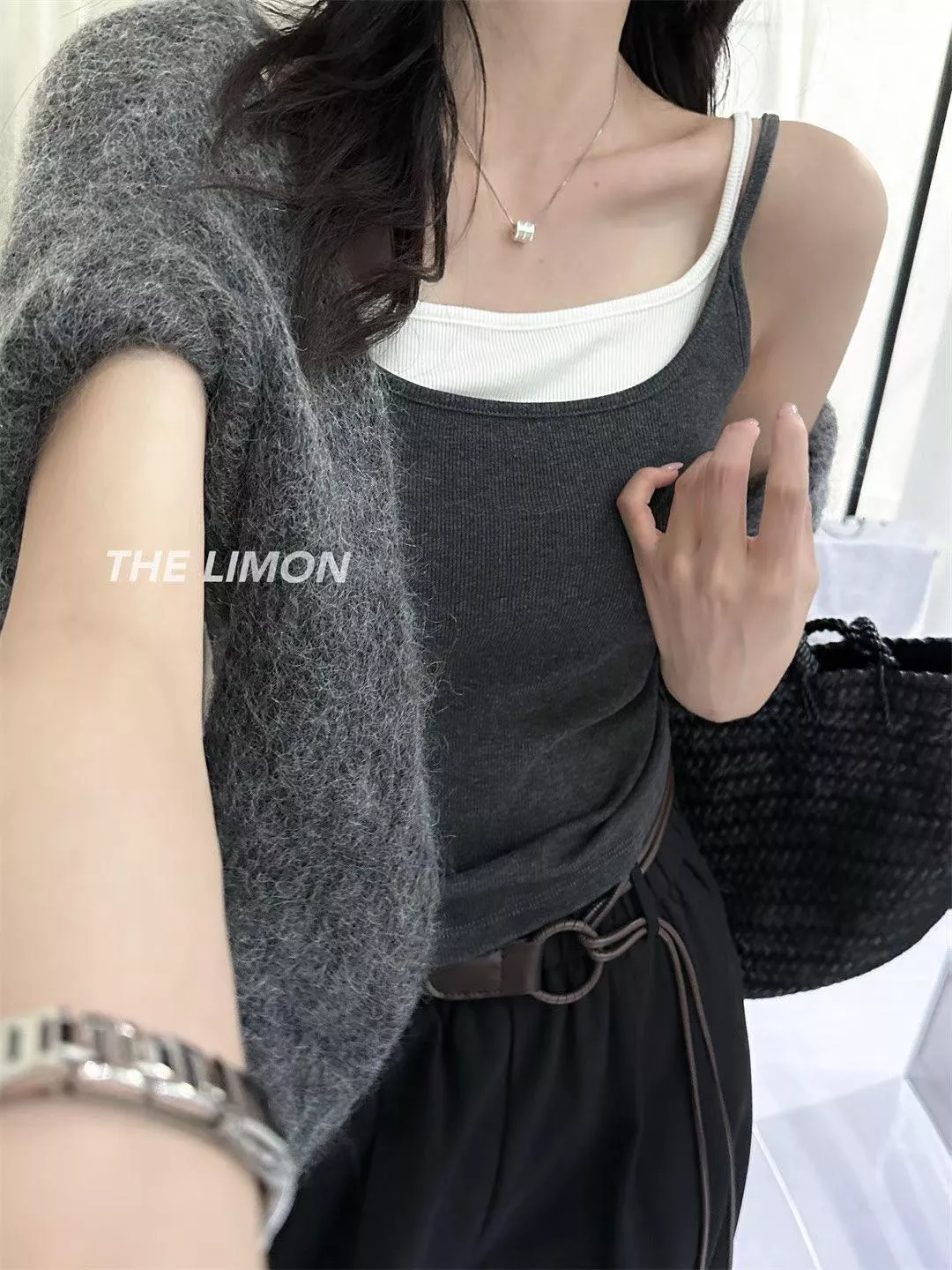 秋雙肩帶簡約背心