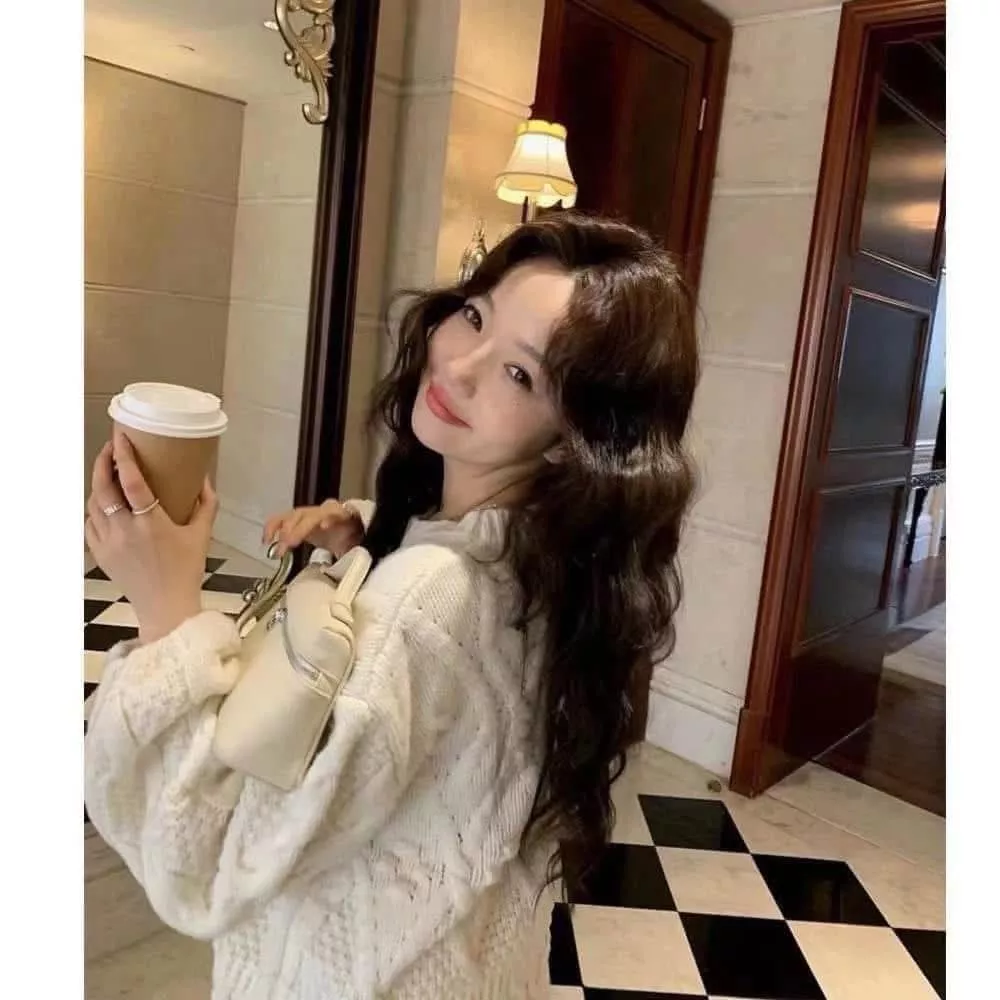 高工藝燈籠袖甜美毛衣