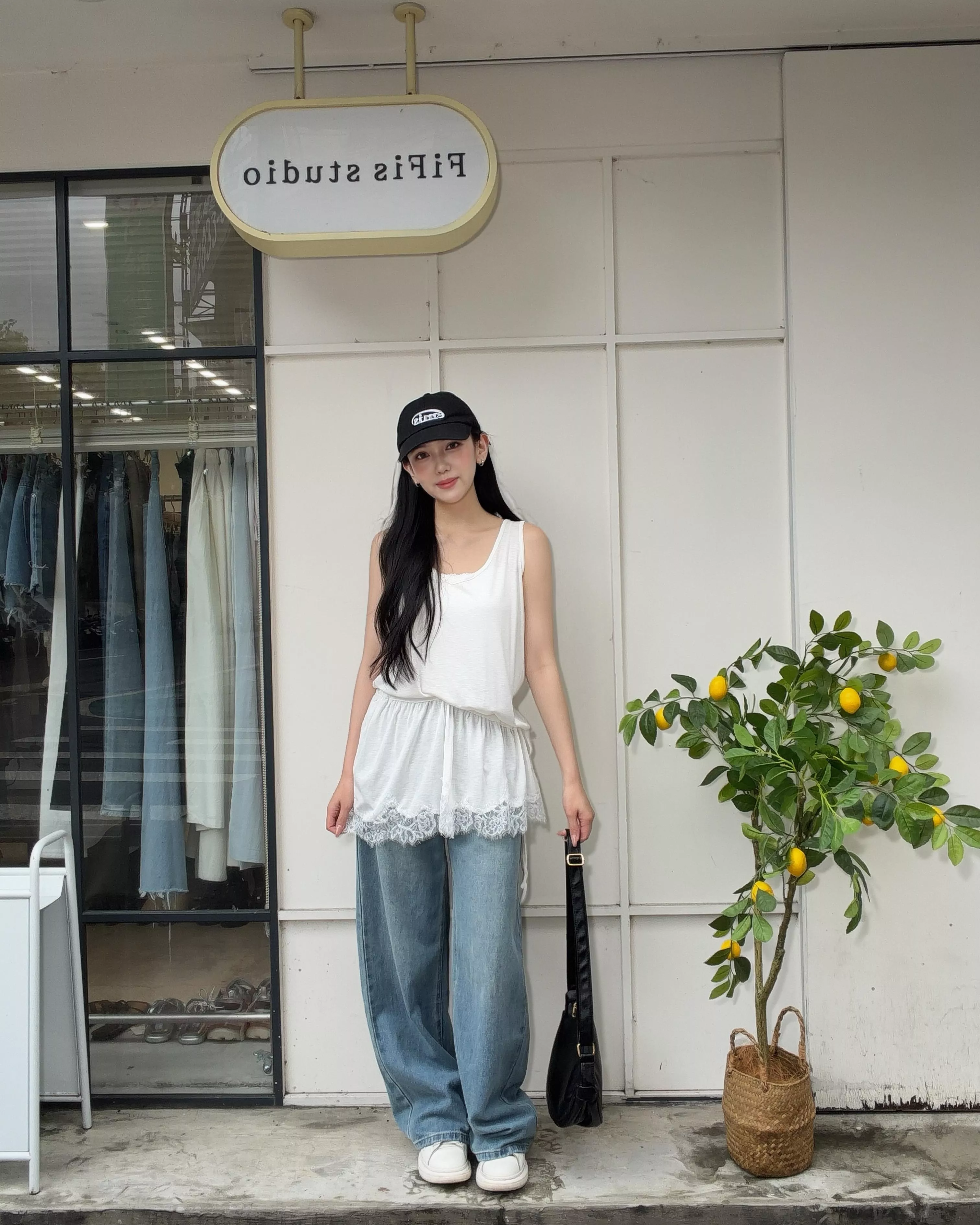 蕾絲側縮洋裝
