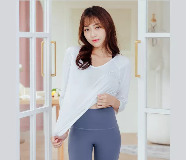 【NEONER涼感衣】彈性顯瘦修身超輕薄七分袖圓領T恤-白