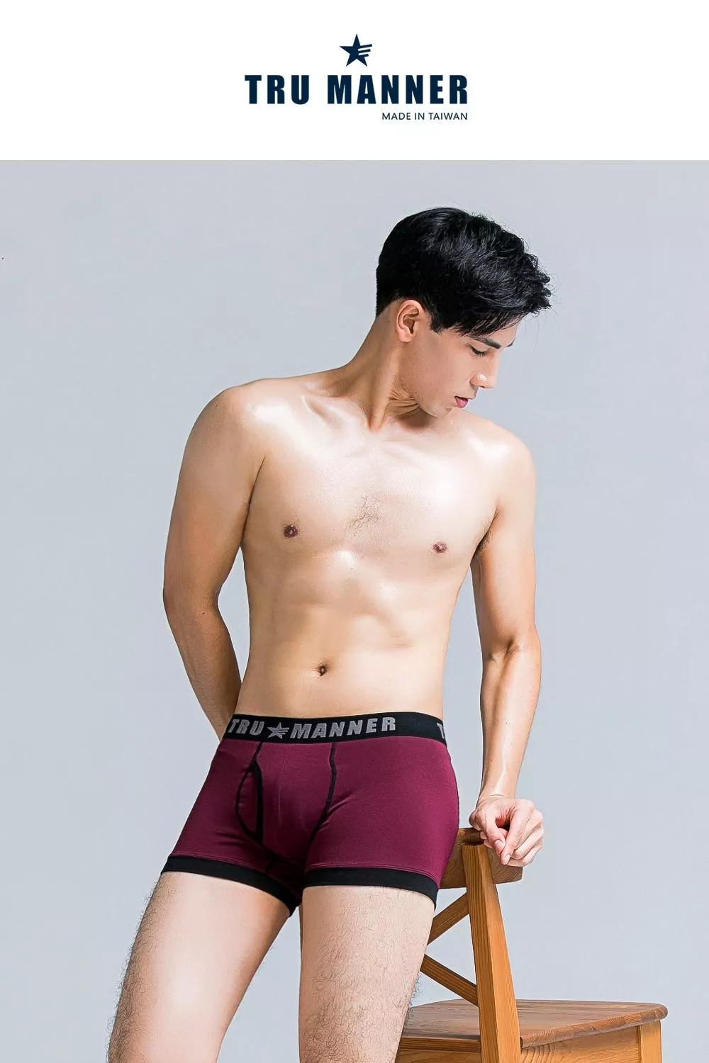 TRUMANNER天絲棉男中腰內褲酒紅色