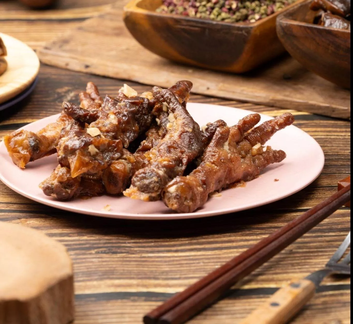 瀏瀏湘｜香辣虎皮雞爪(8支)