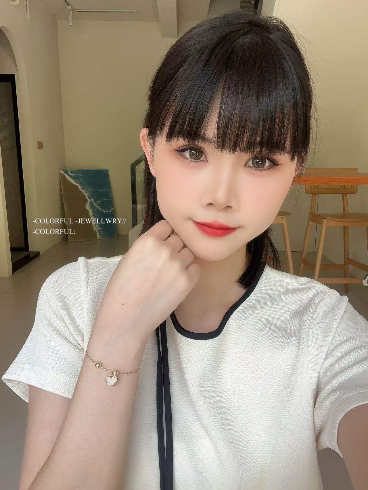 💖低調閃耀心動瞬間 ｜顯白金屬質感愛心手鏈
