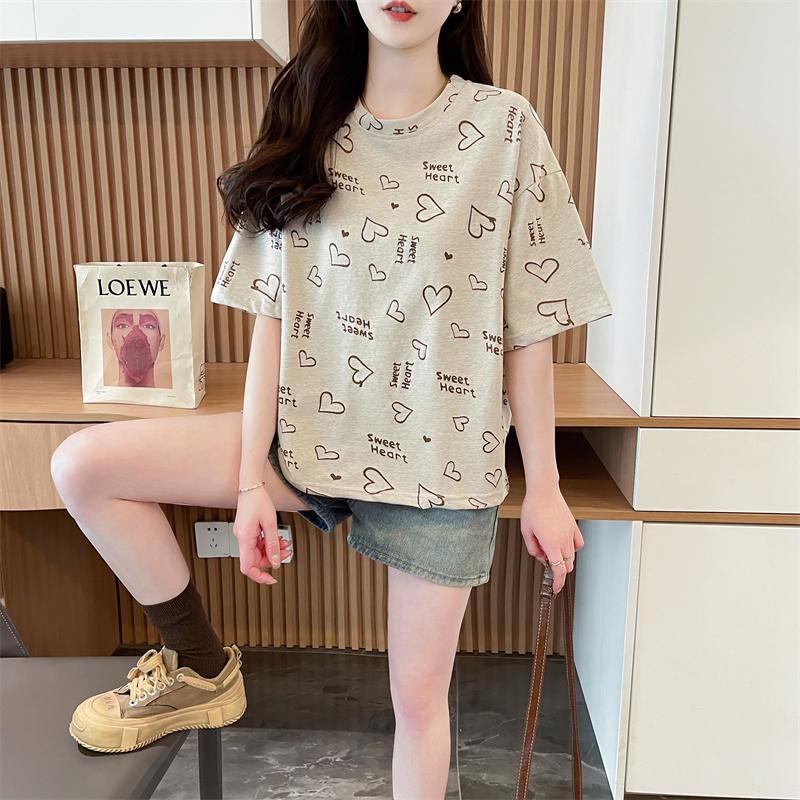 70%棉滿版愛心百搭T桖3色 M-2XL