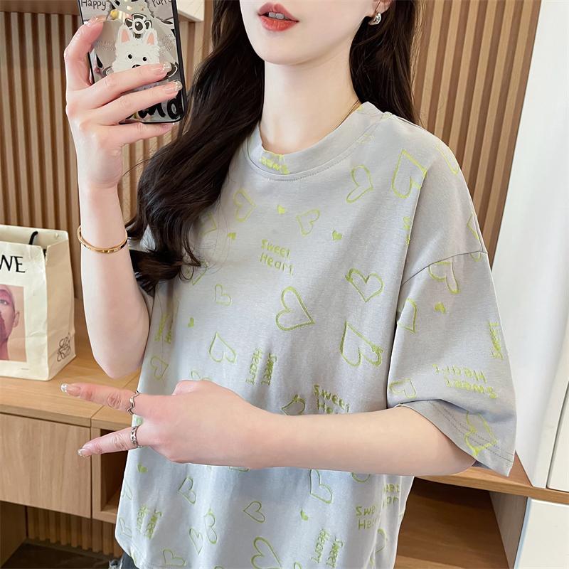 70%棉滿版愛心百搭T桖3色 M-2XL