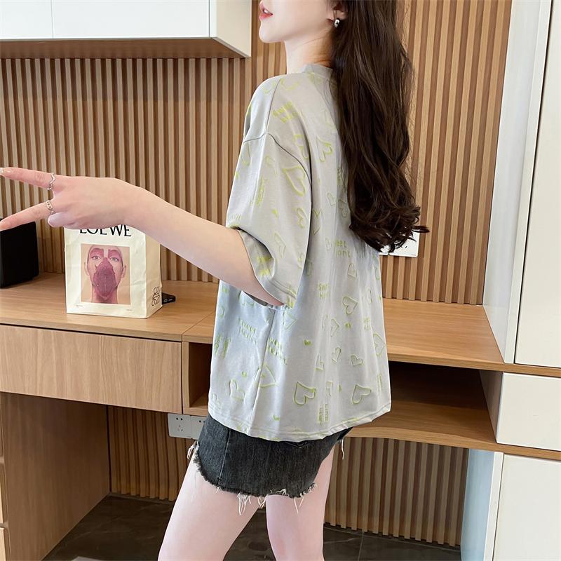 70%棉滿版愛心百搭T桖3色 M-2XL