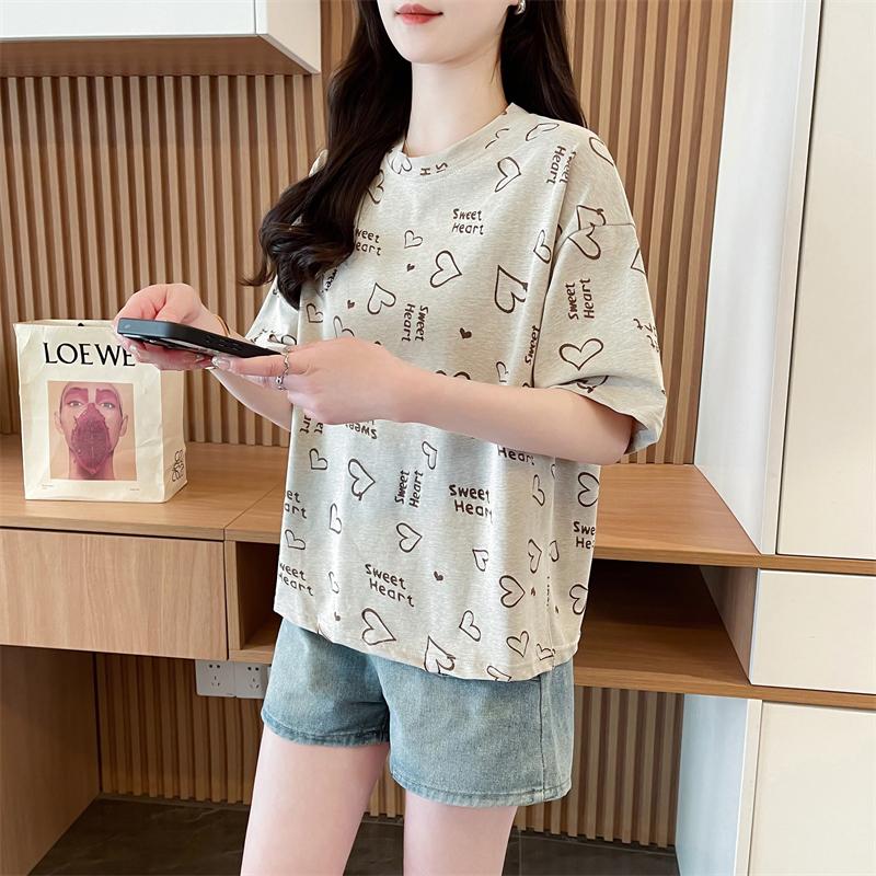 70%棉滿版愛心百搭T桖3色 M-2XL