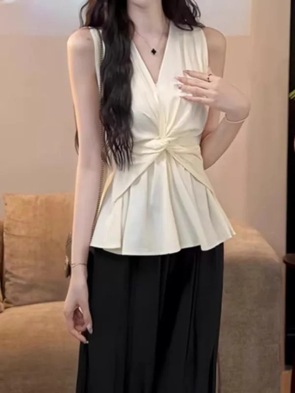 設計感扭結V領背心度假風小眾修身別緻無袖上衣3色 S-XL 設計感扭結V領背心度假風小眾修身別緻無袖上衣3色 S-XL
