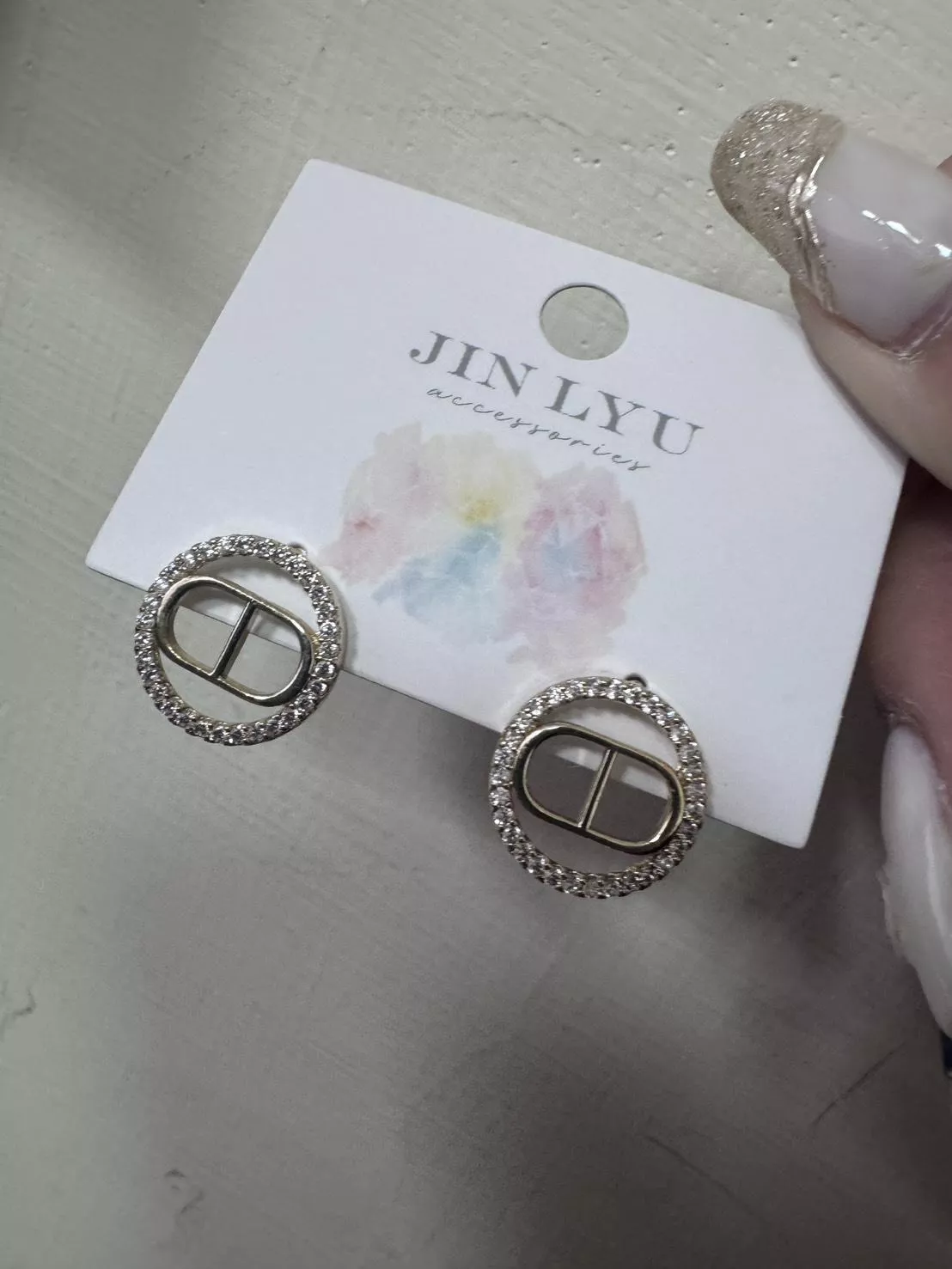 正韓S925純銀 輕奢微鑲鋯石鏤空字母圓形耳環