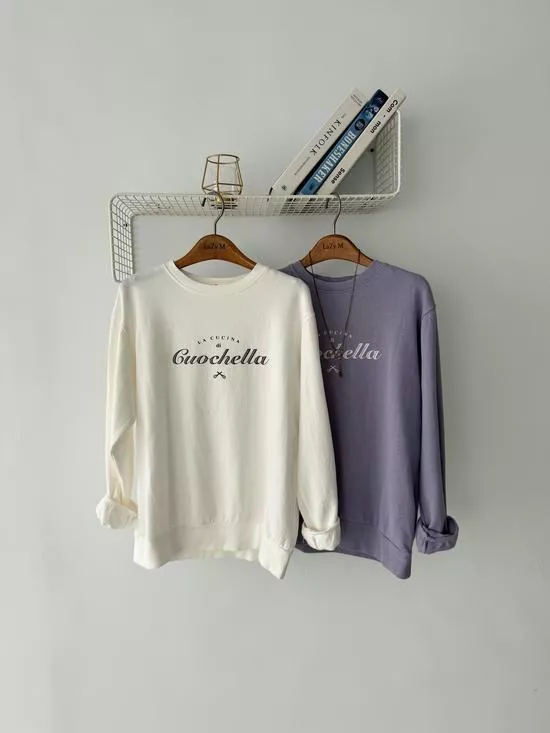 簡約英字薄料上衣