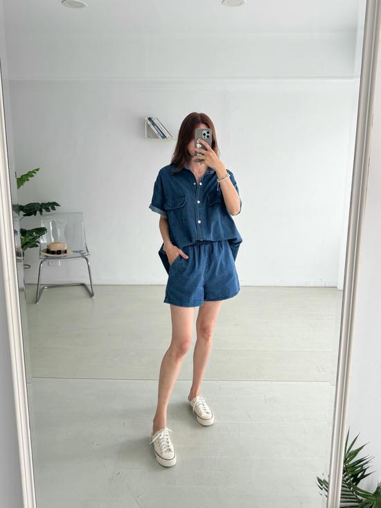 笑臉刺繡牛仔套裝