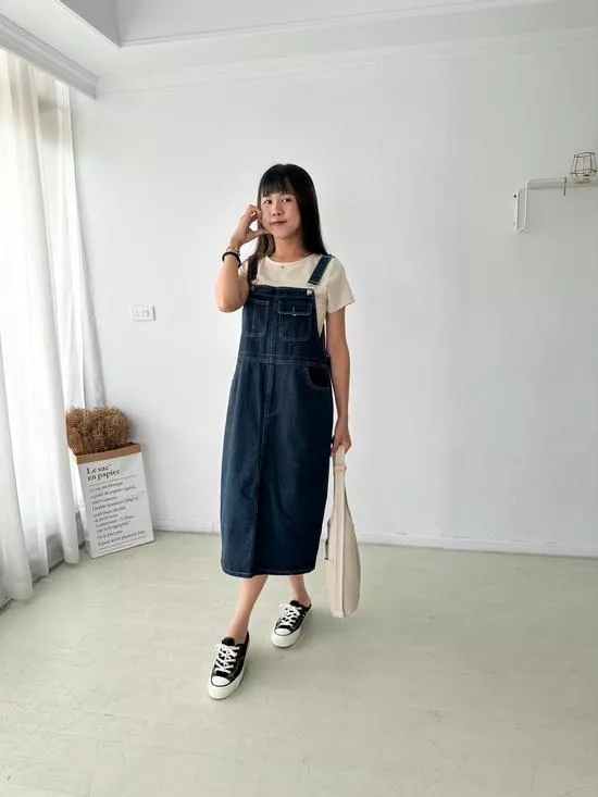 簡約車線牛仔吊帶裙