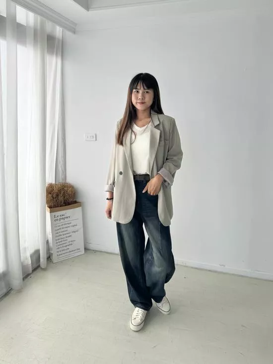 時尚後開衩西裝外套