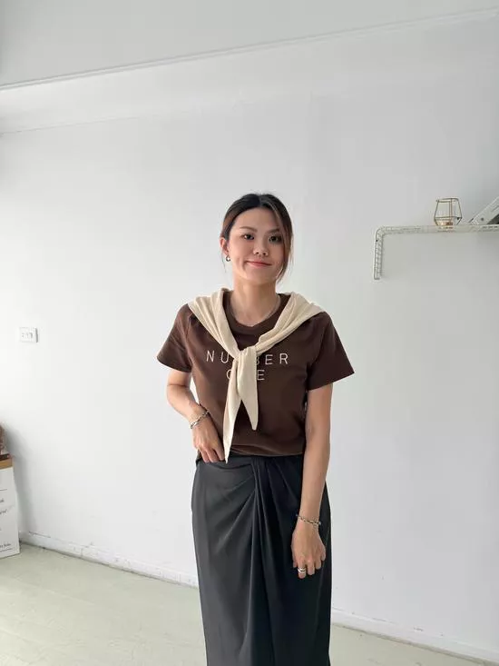 附披肩磨毛短袖Tee