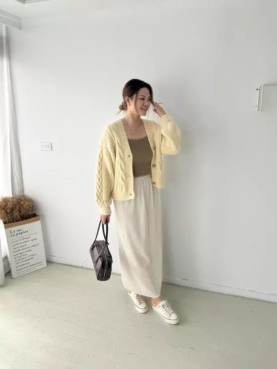 麻花V領短版針織外套